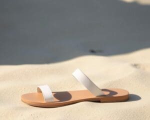 Celine sandalen: Minimalistisch en stijlvol voor de zomer